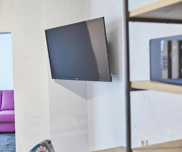 Gaestehaus Zur Traube 3* 瑞尔